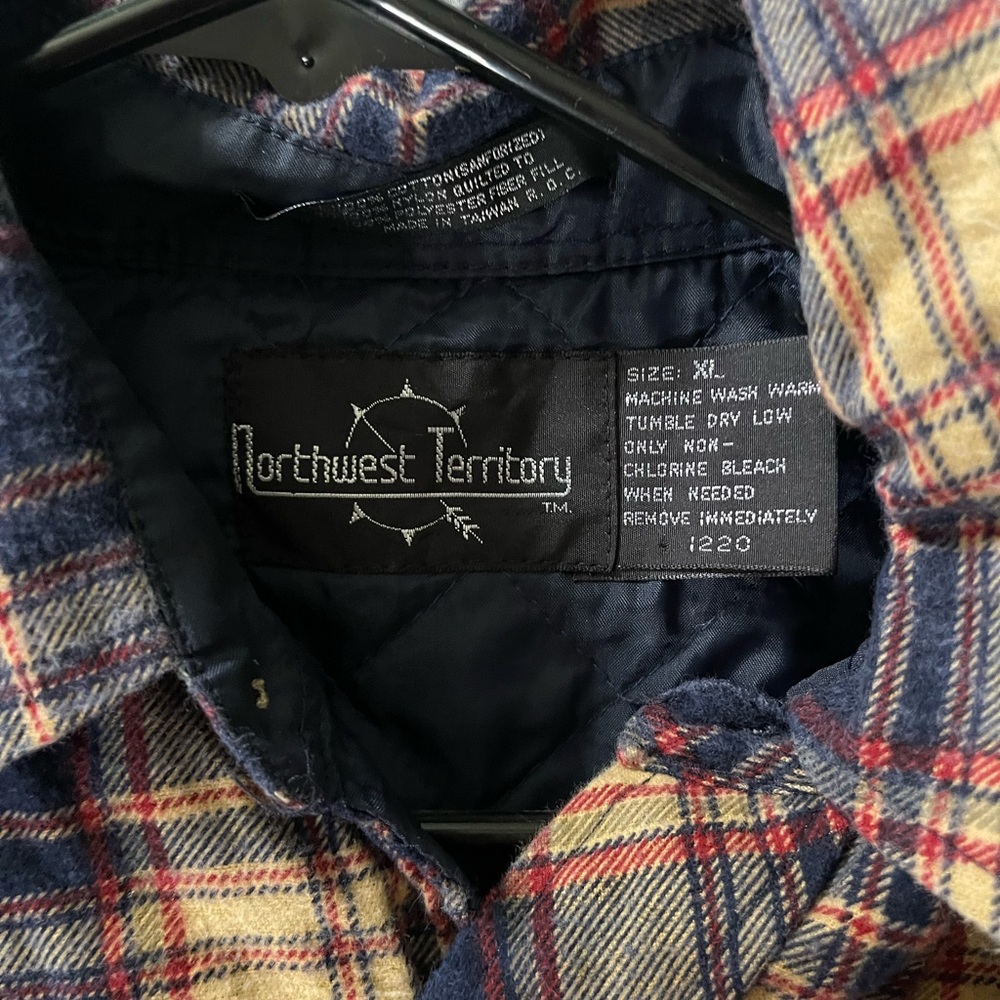 Northwest Territory Men’s Quilted Flannel XL